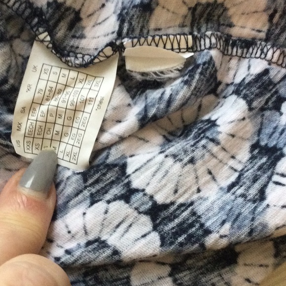 3 for $20 item - Cap Sleeve Tee - Picture 5 of 7